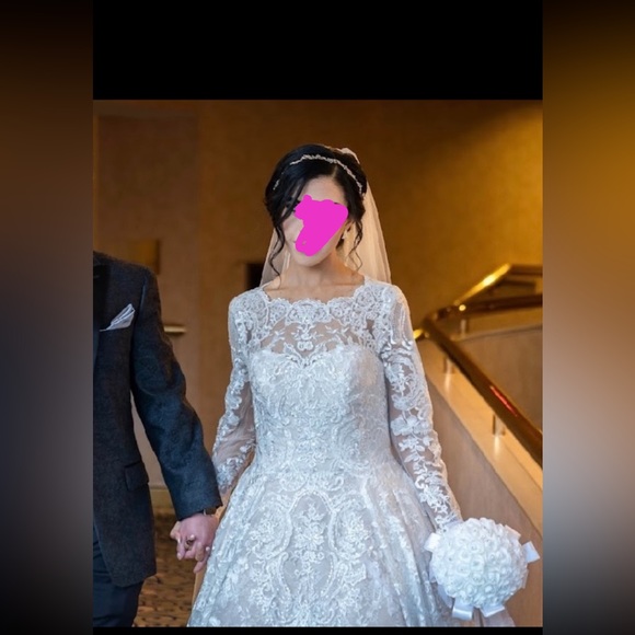 Elegant princess Wedding dress - Picture 3 of 3